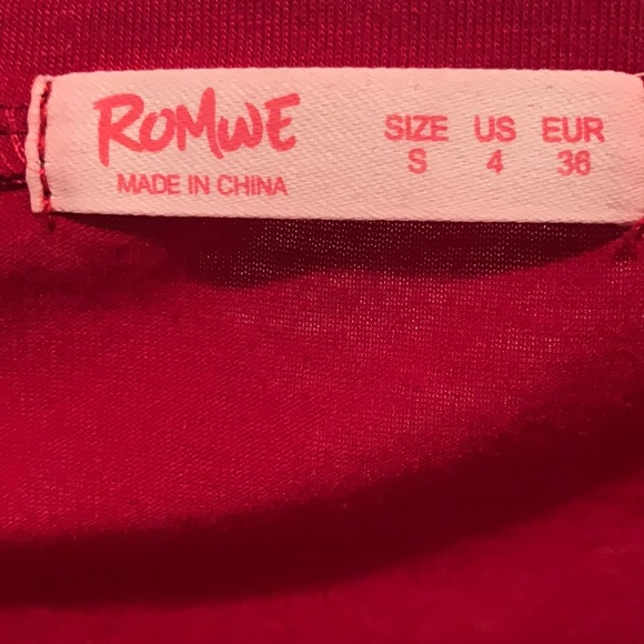 ROMWE “But coffee first” crop top - Picture 3 of 3